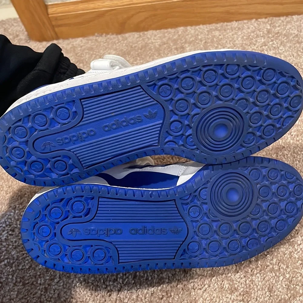 Adidas sneakers - Picture 7 of 7